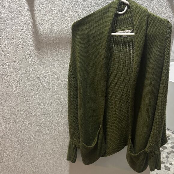 Davi & Dani oversized Green Cardigan Sweater - Picture 1 of 3